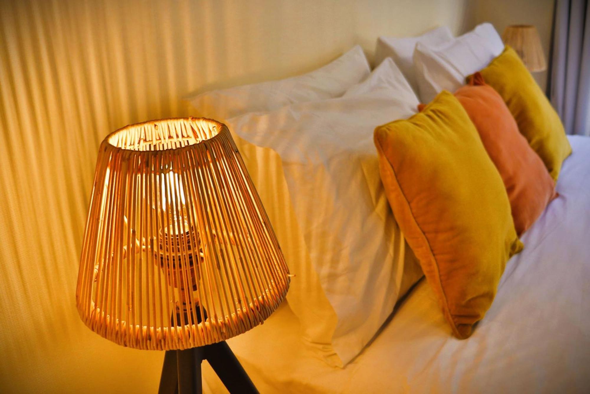 Hom I Luminoso Depto 1d1b En Marcoleta Apartamento