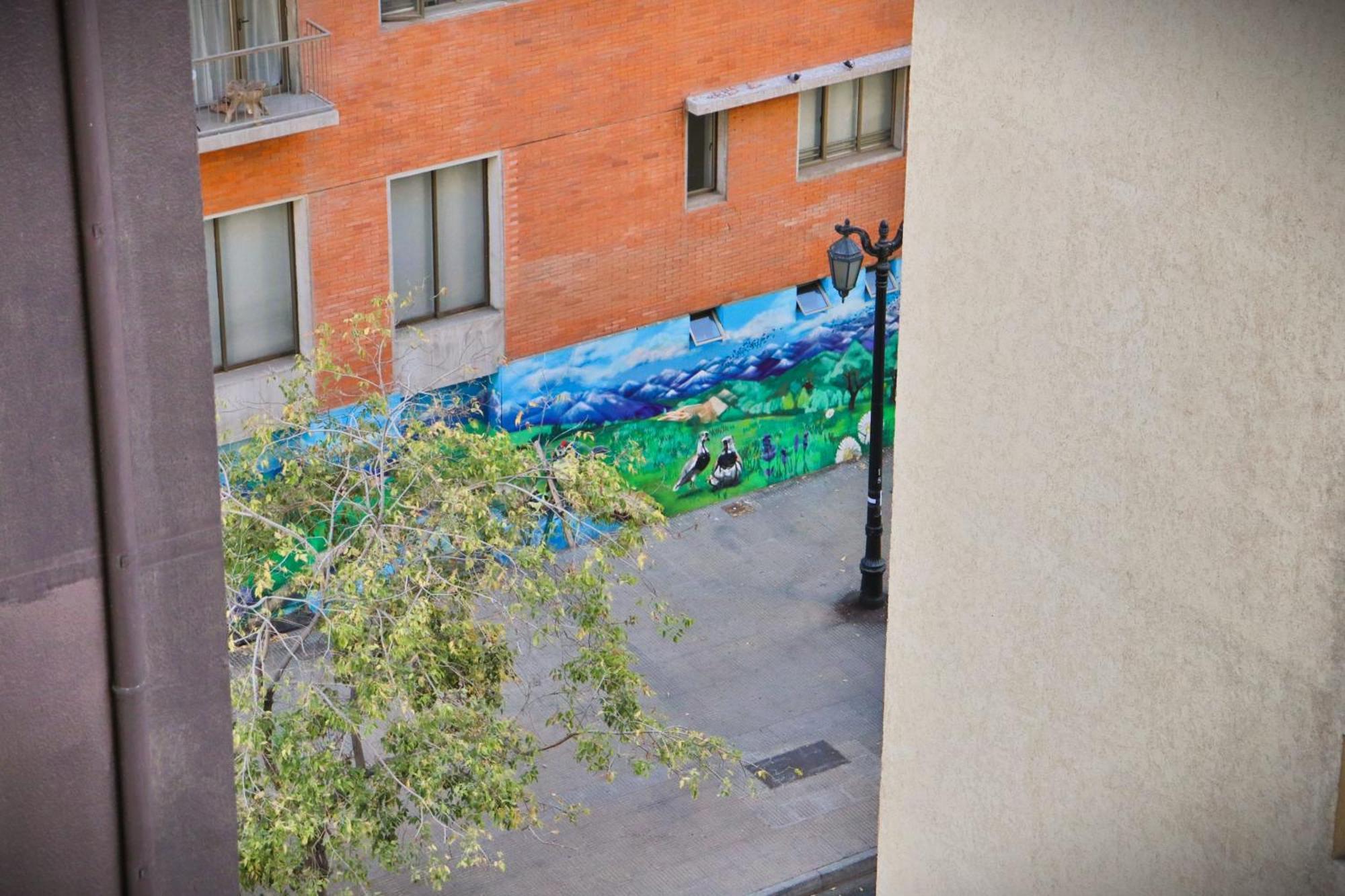 Hom I Luminoso Depto 1d1b En Marcoleta Santiago